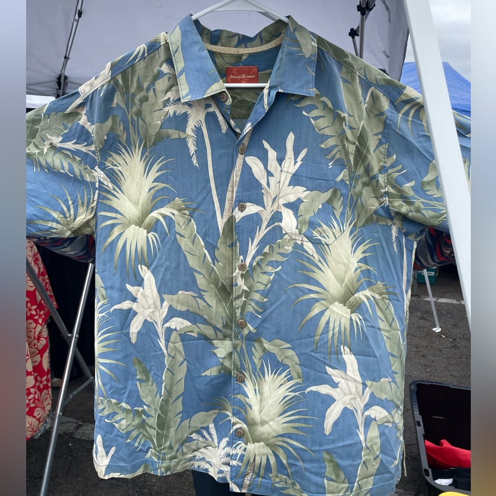 Vintage Tommy Bahama Mens Floral Button Up Silk Shirt Light Blue Size XL